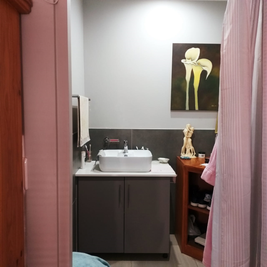 2 Bedroom Property for Sale in Rietfontein A H North West